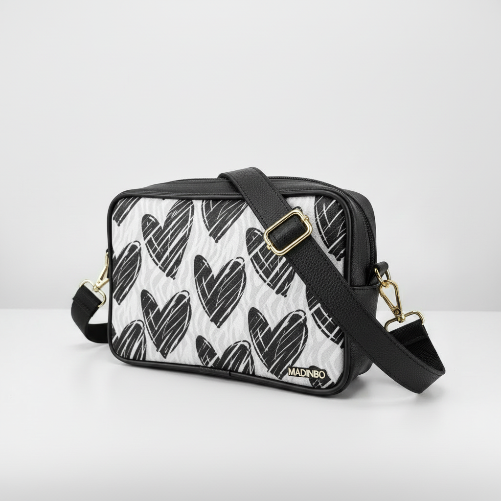 BORSA SOLE - MADE IN ITALY  - CON STAMPA CUORI BIANCHI E NERI